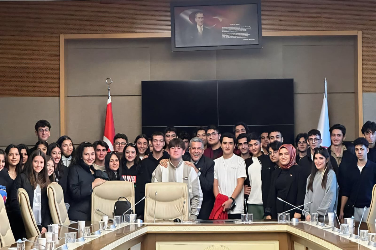 MİLLETVEKİLİ UYSAL’DAN 19 MAYIS RUHUNU YAŞATAN MESAJ